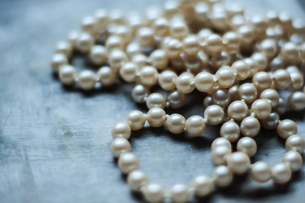 pearl, chaplet, beads